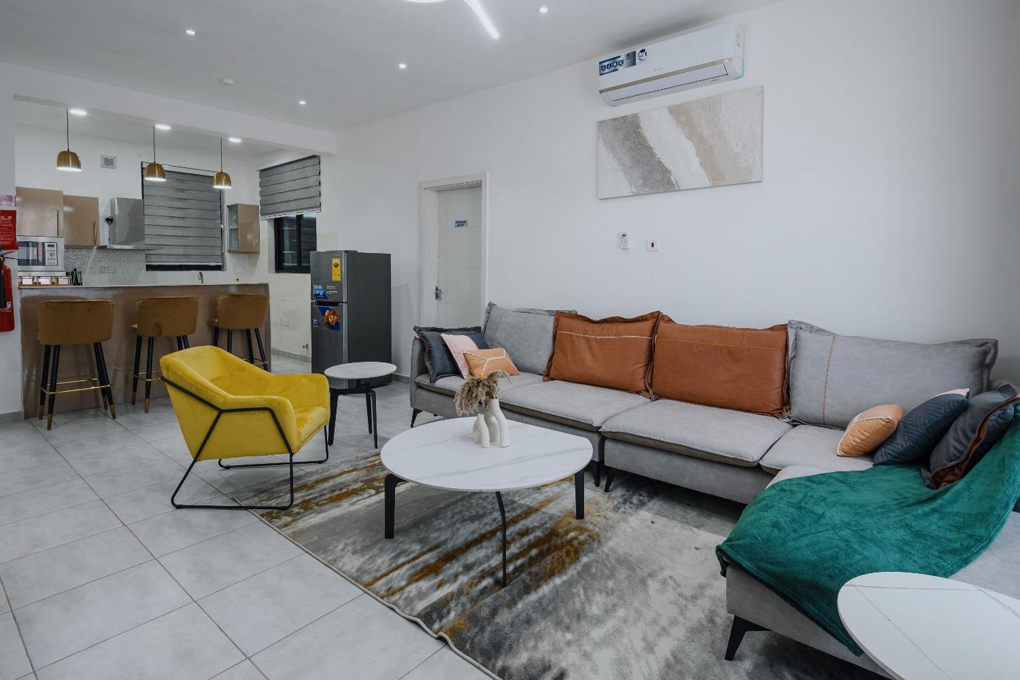 The Avery Apartments At Odomaa Place, East Airport Accra Esterno foto